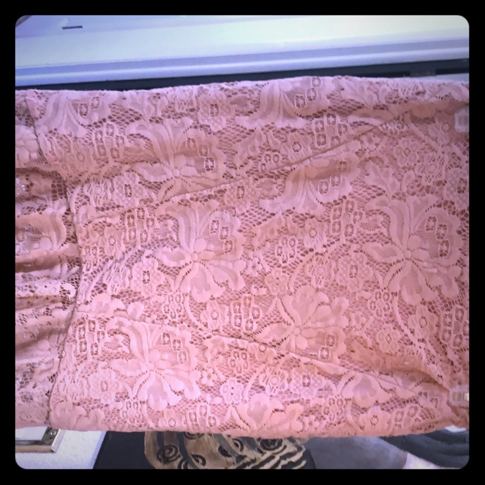 Pink spring/summer skirt.